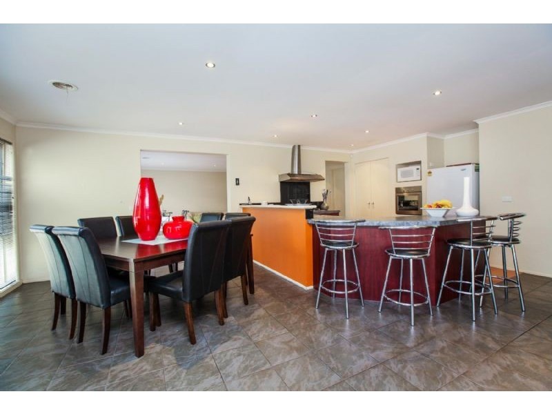 22 Langbourne Court, Greenvale VIC 3059