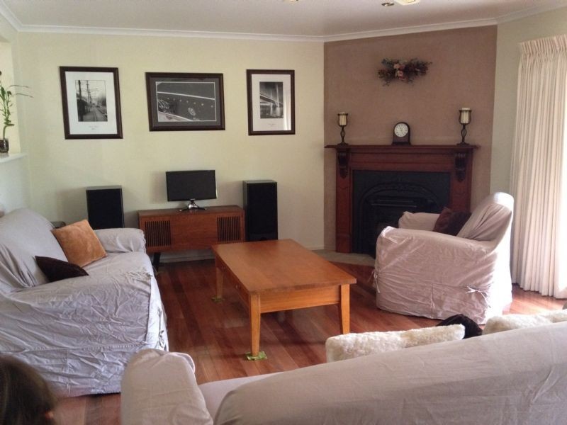 14 Mackinnon Court, Attwood VIC 3049