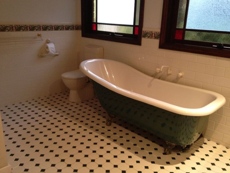 14 Mackinnon Court, Attwood VIC 3049