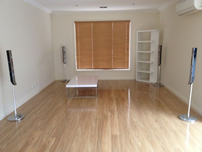 5/5 Avion Place, Westmeadows VIC 3049
