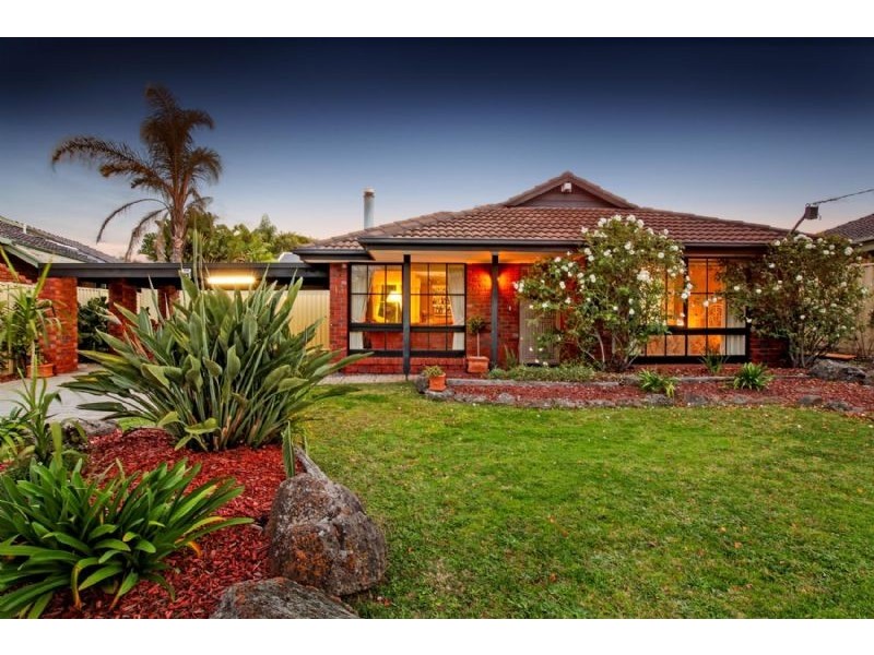 13 Gainford Court, Greenvale VIC 3059