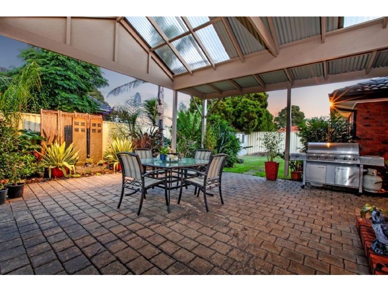 13 Gainford Court, Greenvale VIC 3059