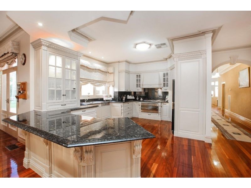 9 Jolly Lane, Mickleham VIC 3064