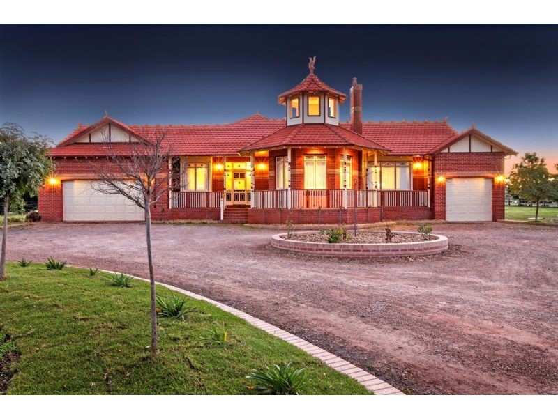 9 Jolly Lane, Greenvale VIC 3059