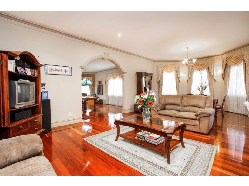 9 Jolly Lane, Greenvale VIC 3059