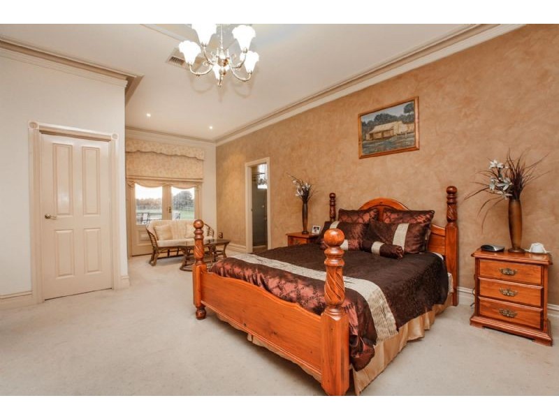 9 Jolly Lane, Greenvale VIC 3059