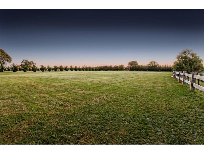 9 Jolly Lane, Greenvale VIC 3059