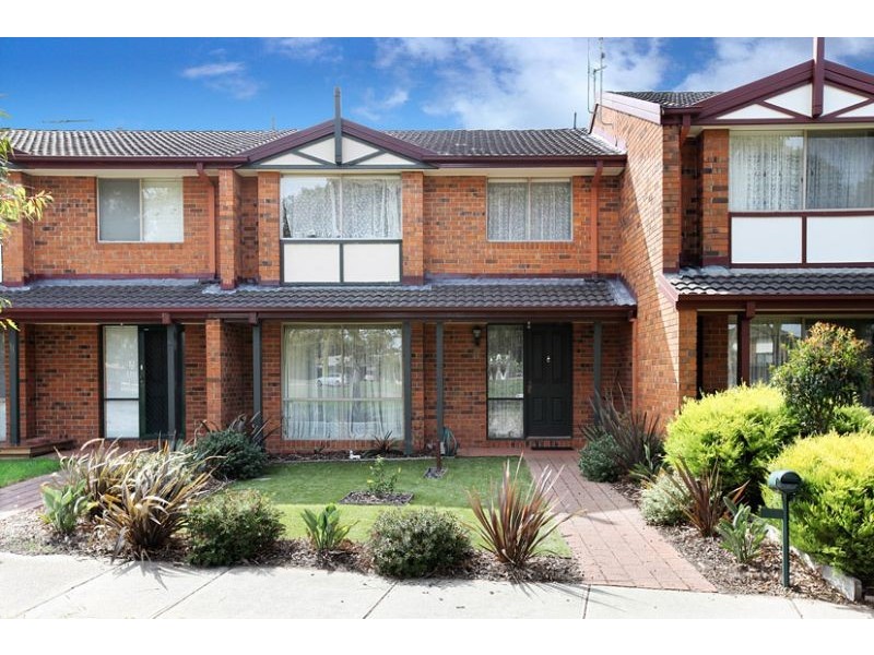 9 Fielders Walk, Westmeadows VIC 3049
