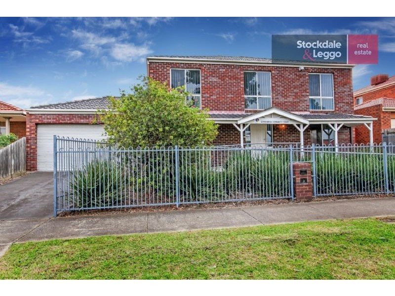 5 Gowanbrae Drive, Gowanbrae VIC 3043