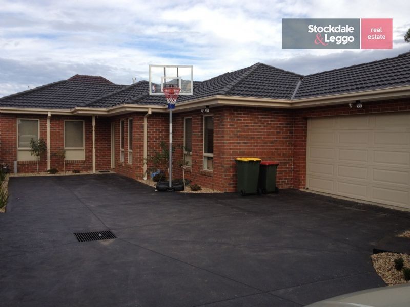 71A Hawker Street, Airport West VIC 3042