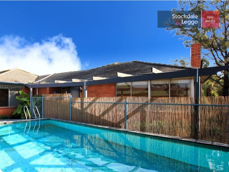 7 Cranbrook Court, Gladstone Park VIC 3043