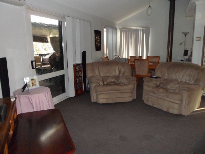 7 Davidson Court, Attwood VIC 3049