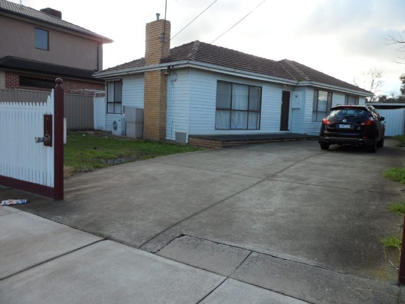 18 Hilton Street, Hadfield VIC 3046