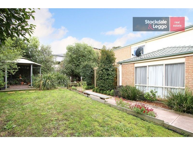 13 Marjon Court, Attwood VIC 3049