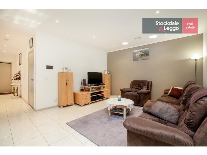 1/30 Birch Avenue, Tullamarine VIC 3043