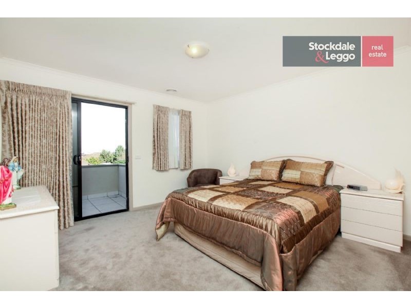 1/30 Birch Avenue, Tullamarine VIC 3043