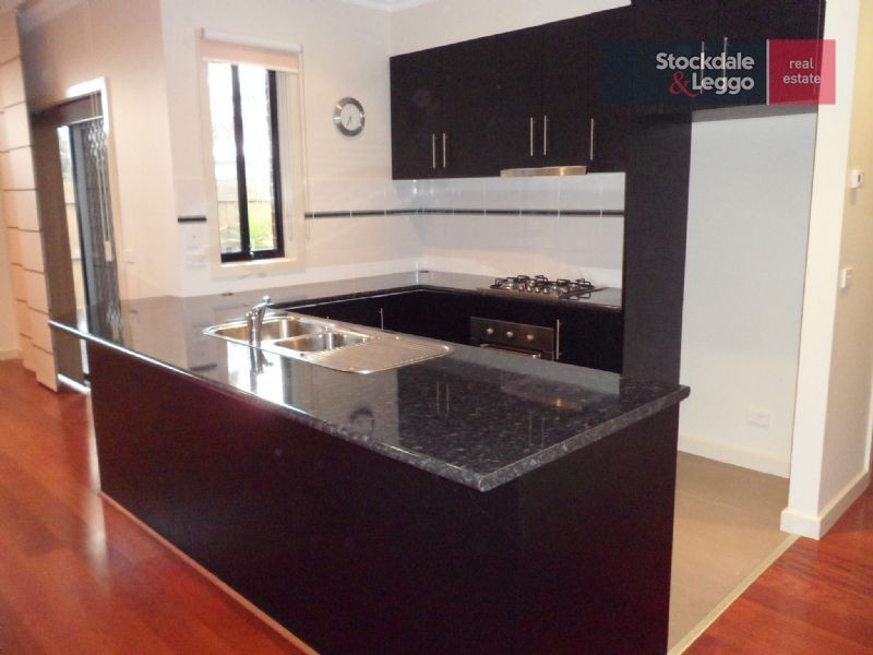 3/15 South Road, Airport West VIC 3042