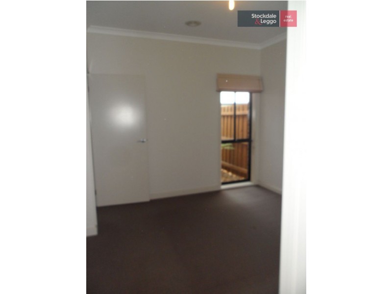 3/15 South Road, Airport West VIC 3042