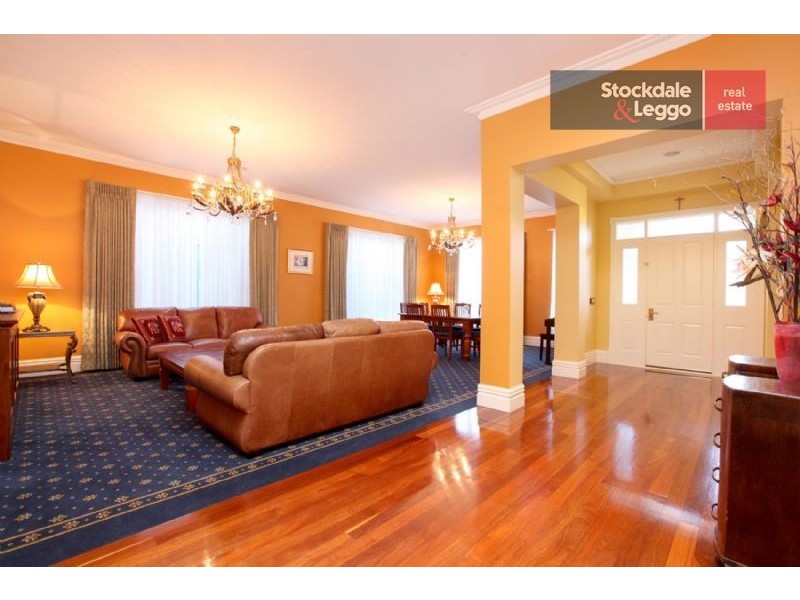 16 Innkeepers Way, Attwood VIC 3049