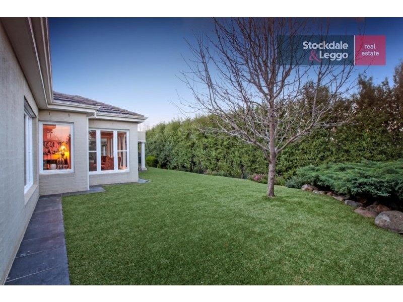 16 Innkeepers Way, Attwood VIC 3049