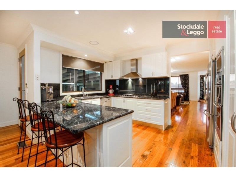 8 Burnley Court, Greenvale VIC 3059