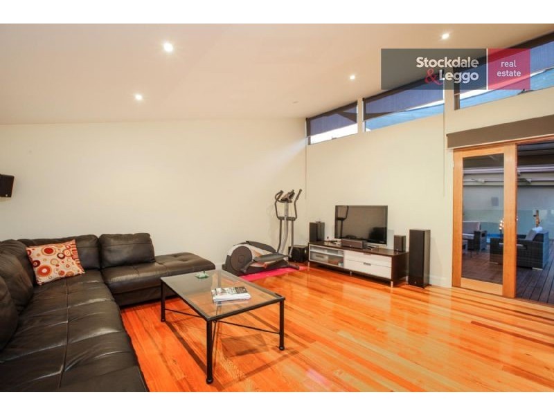 8 Burnley Court, Greenvale VIC 3059