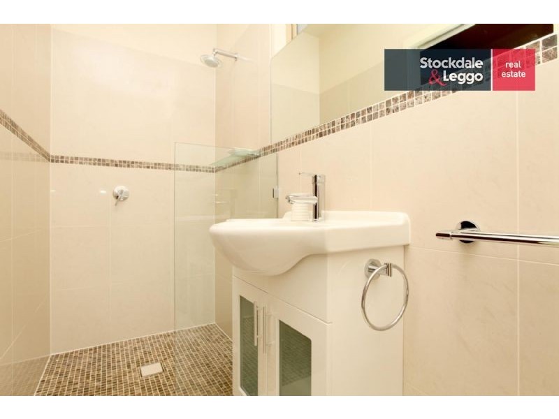 8 Burnley Court, Greenvale VIC 3059