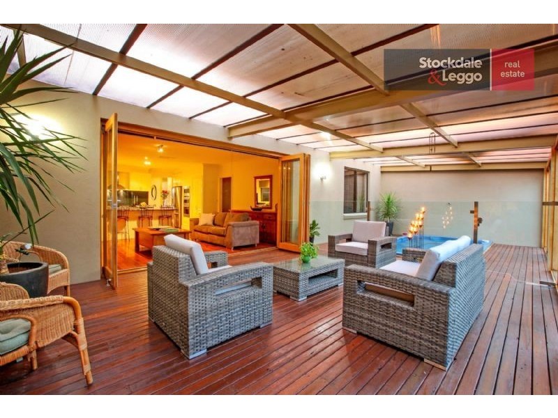 8 Burnley Court, Greenvale VIC 3059