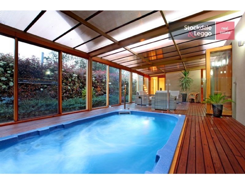 8 Burnley Court, Greenvale VIC 3059