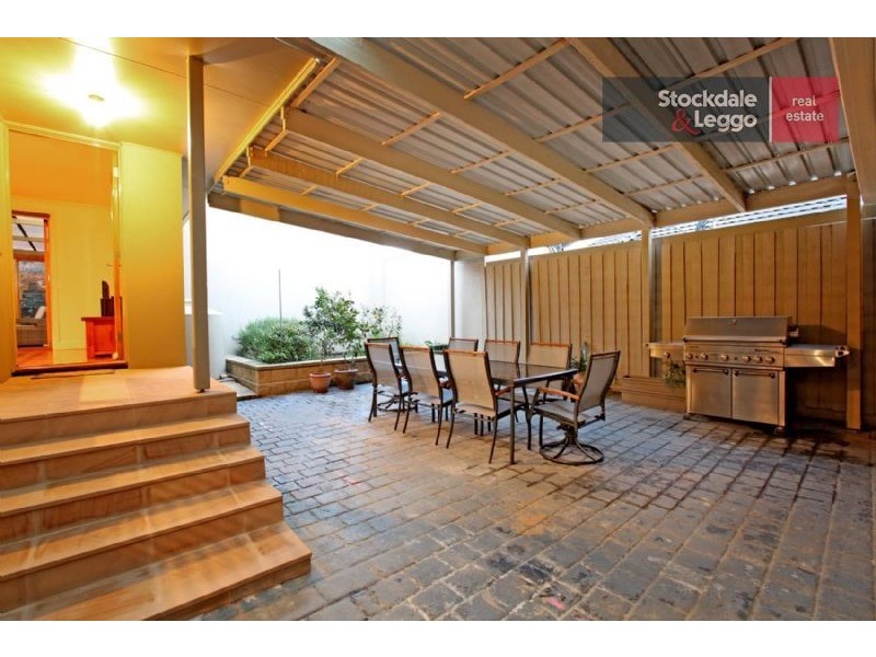 8 Burnley Court, Greenvale VIC 3059