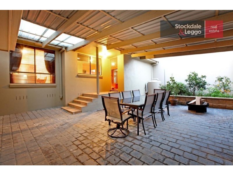 8 Burnley Court, Greenvale VIC 3059