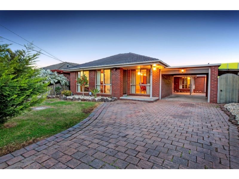 60 The Circuit, Gladstone Park VIC 3043
