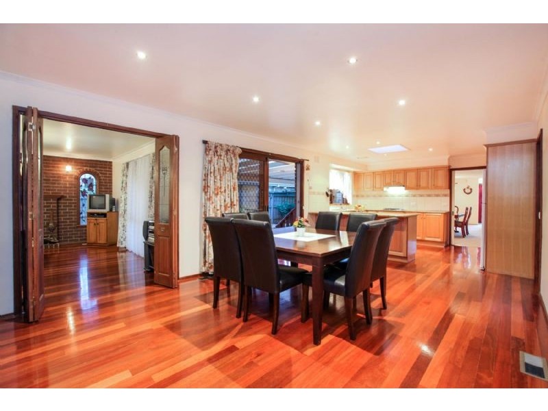 60 The Circuit, Gladstone Park VIC 3043