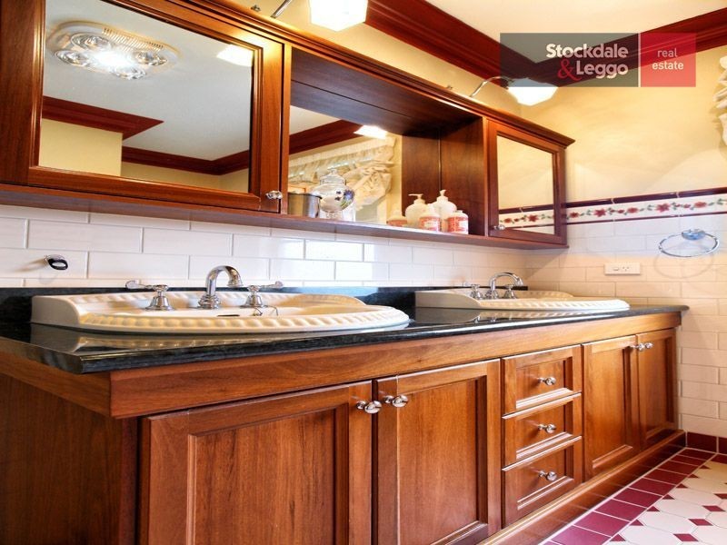 7 Millport Rise, Greenvale VIC 3059