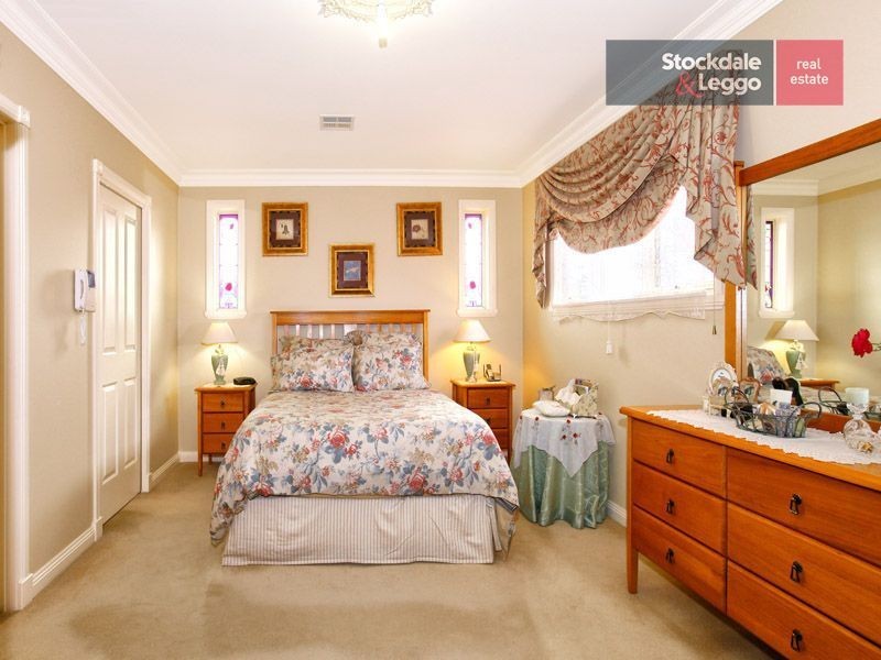 7 Millport Rise, Greenvale VIC 3059