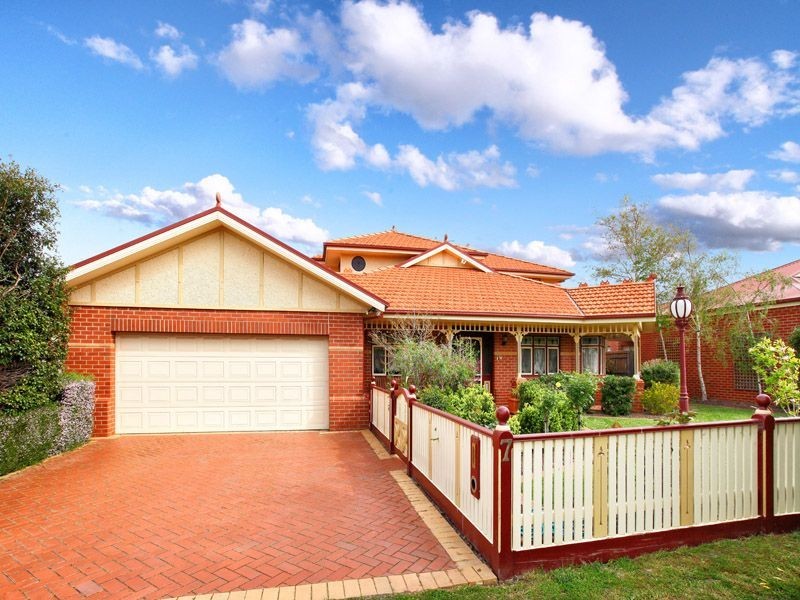 7 Millport Rise, Greenvale VIC 3059
