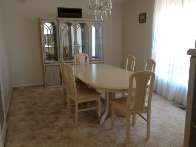 27 Scampton Crescent, Tullamarine VIC 3043