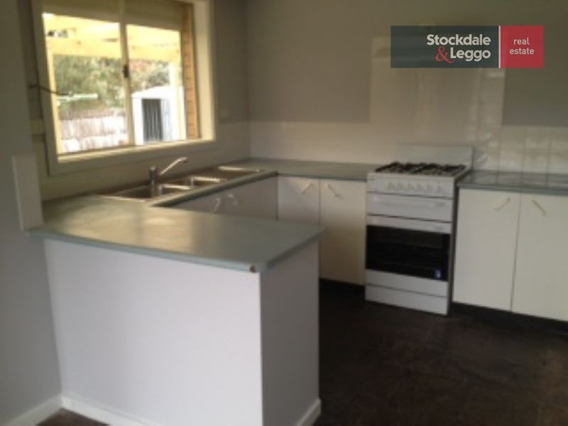 5 Julie Court, Sunshine North VIC 3020