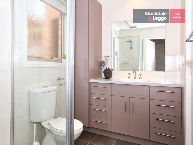 2/24 Wills Street, Westmeadows VIC 3049