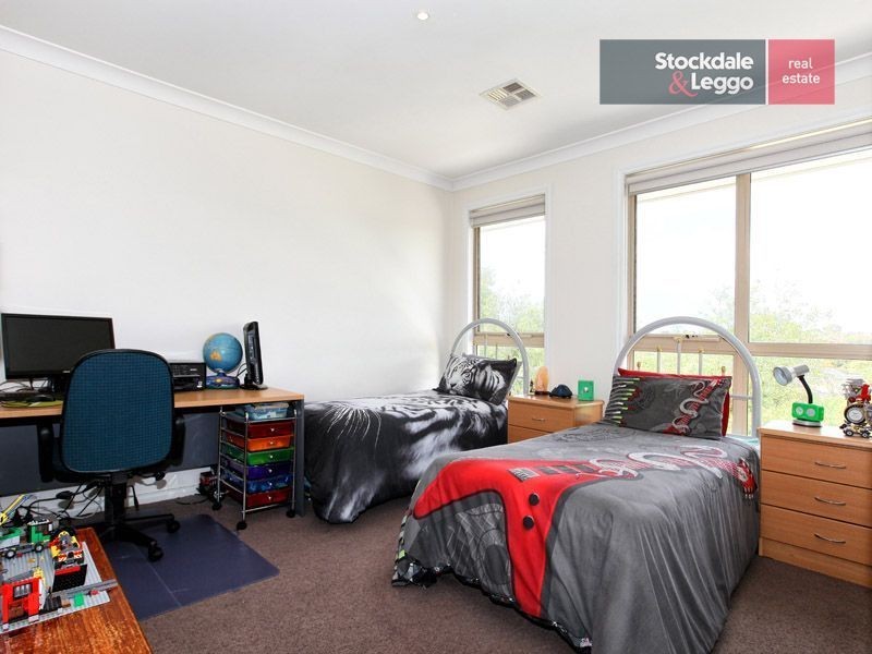 2/24 Wills Street, Westmeadows VIC 3049