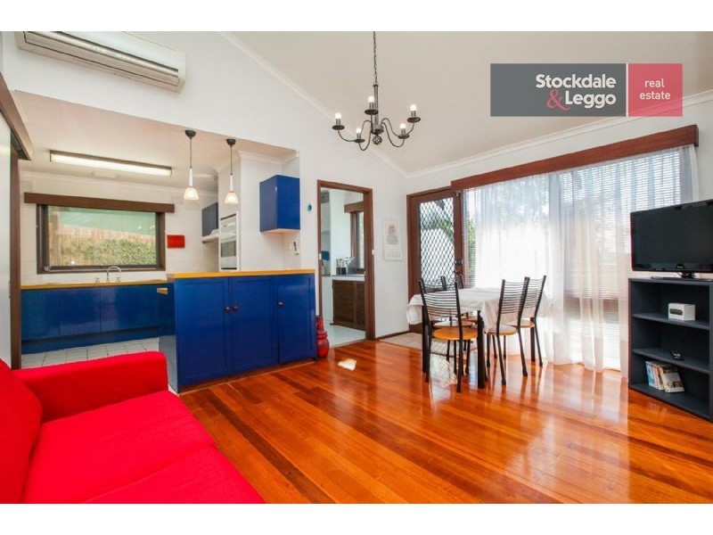 7 Taunton Place, Gladstone Park VIC 3043