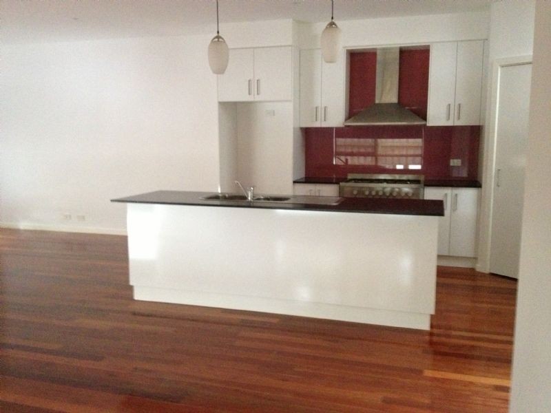 18 Langley Road, Ardeer VIC 3022