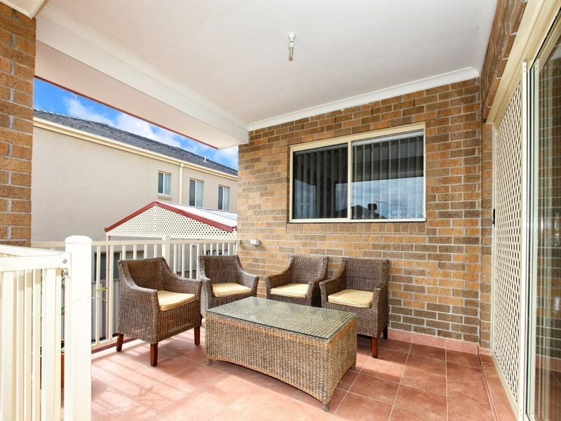 8 Inverie Court, Greenvale VIC 3059