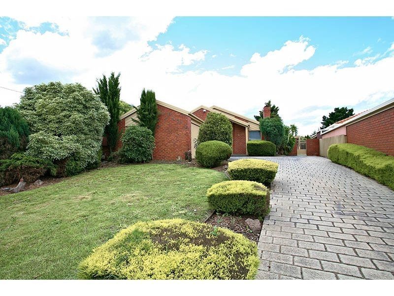 6 Lochton Court, Greenvale VIC 3059