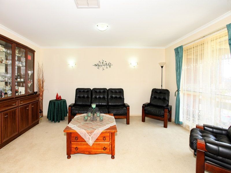 6 Stranraer Close, Greenvale VIC 3059