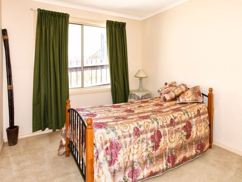 6 Stranraer Close, Greenvale VIC 3059