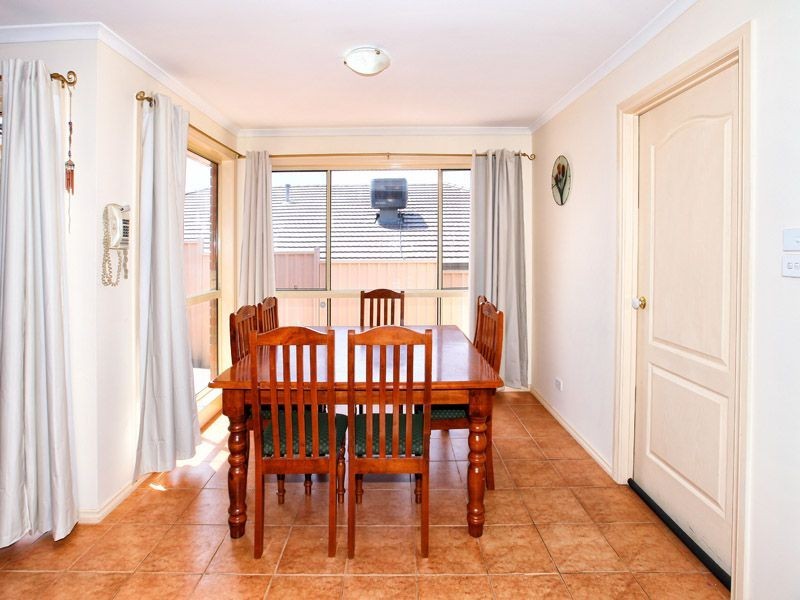 6 Stranraer Close, Greenvale VIC 3059