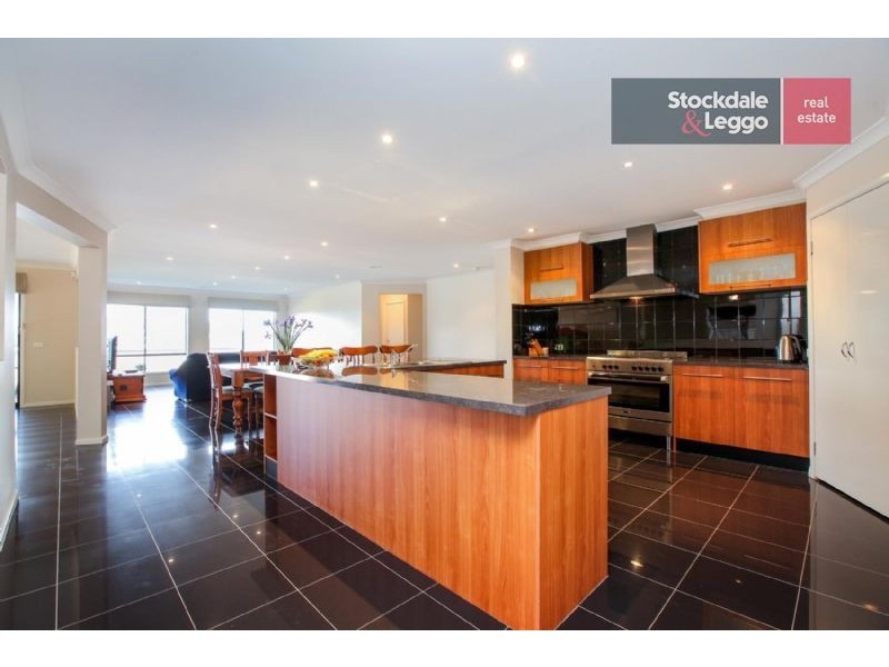 21 Threadneedle Steet, Attwood VIC 3049