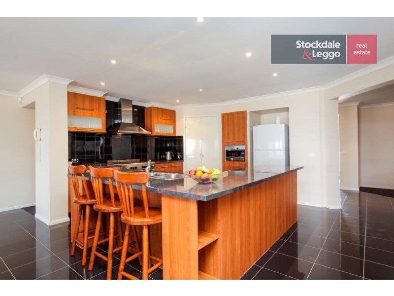 21 Threadneedle Steet, Attwood VIC 3049