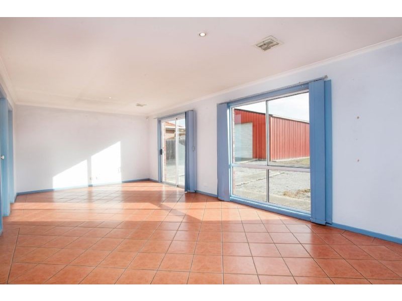 5 Gowanbrae Drive, Gowanbrae VIC 3043